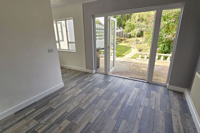 43, Eastbourne Grove, Westcliff-On-Sea photo 4