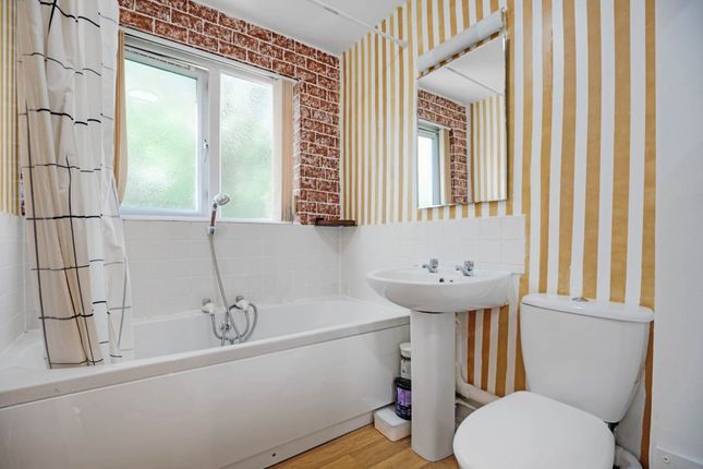 9, Northumberland Road, London photo 2