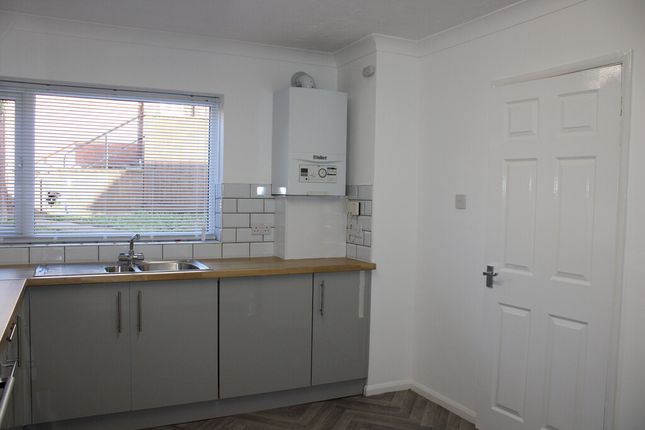13, Woburn Road, Yeovil photo 5