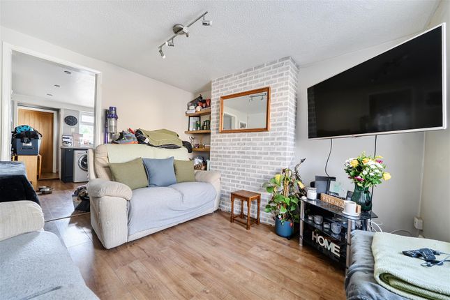 21, County Road, Maidstone photo 2
