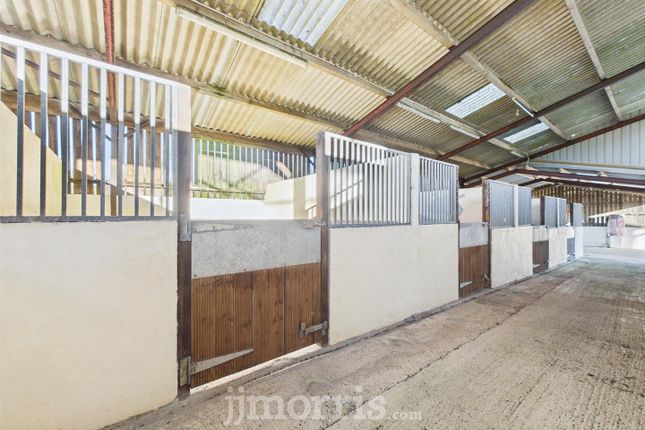 Adjoining American Stable Block