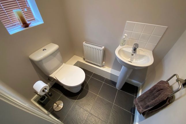 Town house for sale in Queens Gate, Consett