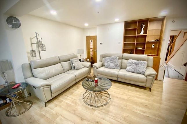 16, Marlborough Road, Southall photo 4