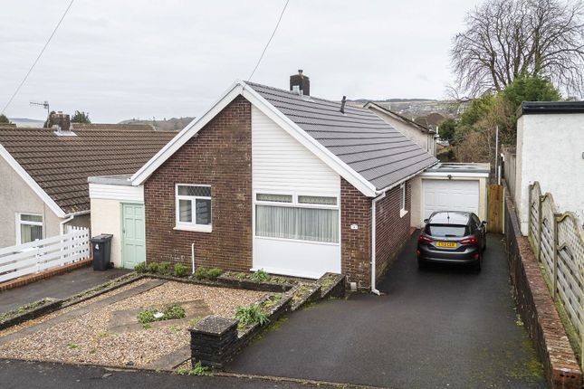 3-bed house on 4, Kenway Avenue, Neath, £215,000