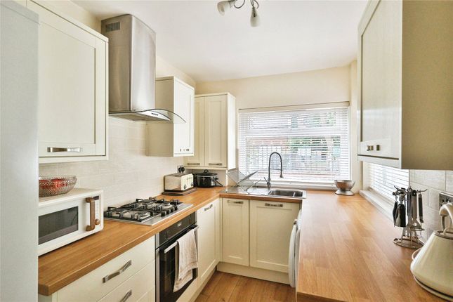 98, Droylsden Road, Manchester photo 3