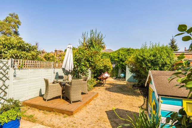 5, Birkbeck Road, Enfield photo 2