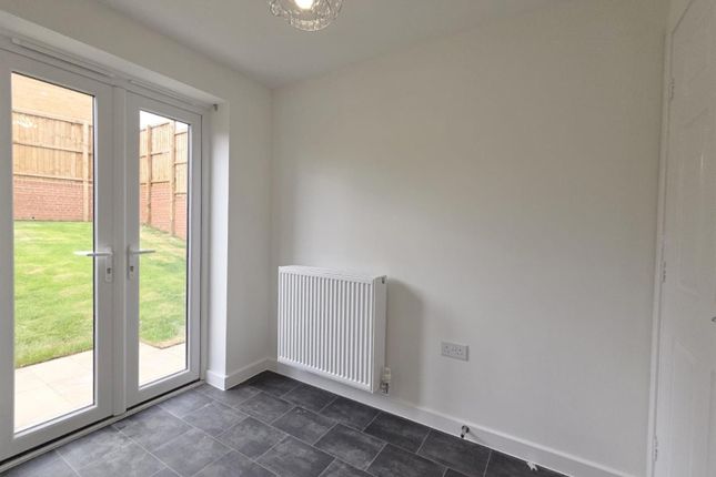 16, Mistletoe Way, Sutton In Ashfield photo 5