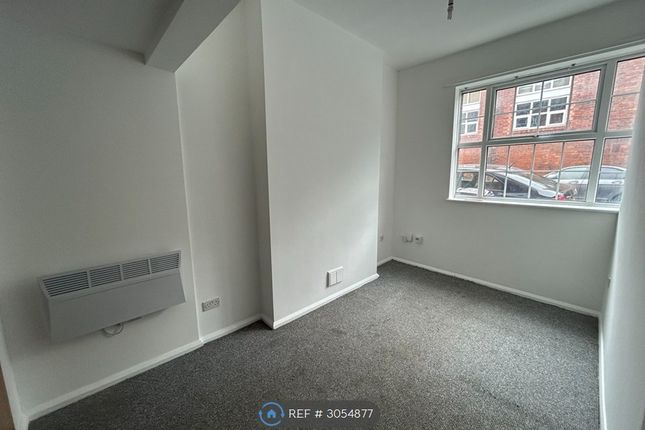 Flat, Cotterell Court Butts Road, Walsall photo 4