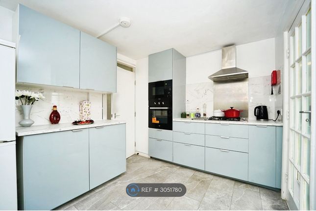 A Seaview Road, Brighton photo 4
