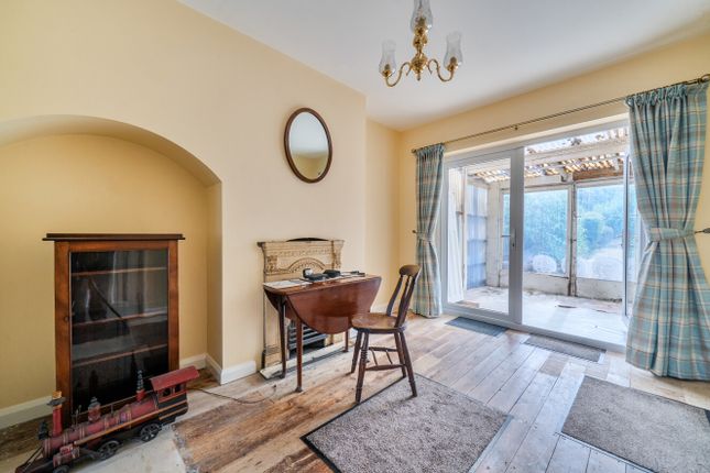 7, Meadow Way, Berkshire photo 4