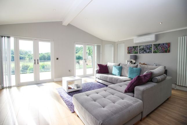 1, Heron Lakes Luxury Lodge Park, Routh, Beverley photo 3
