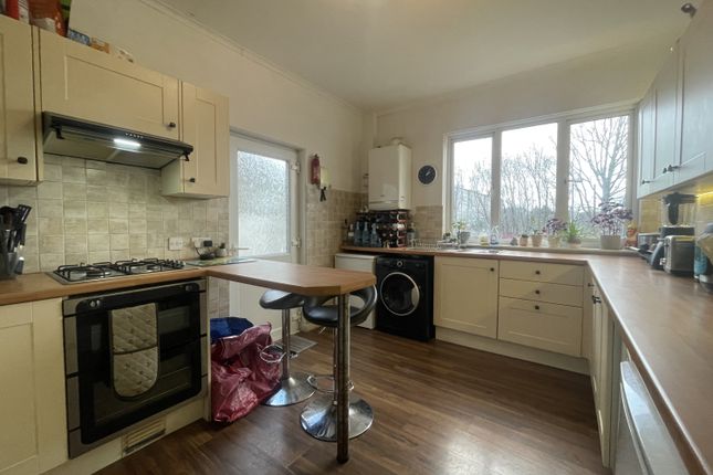 29, Clodien Avenue, Cardiff photo 2
