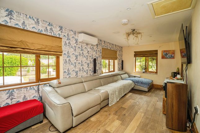 4, Talbothayes Cottages, Dorchester photo 2