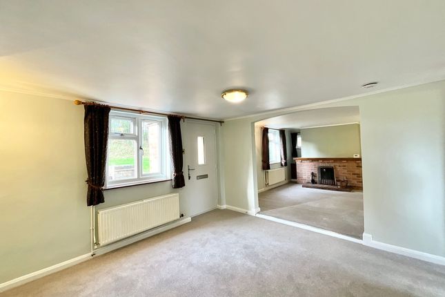 Rose Cottage Freehay Road, Stoke-On-Trent photo 3