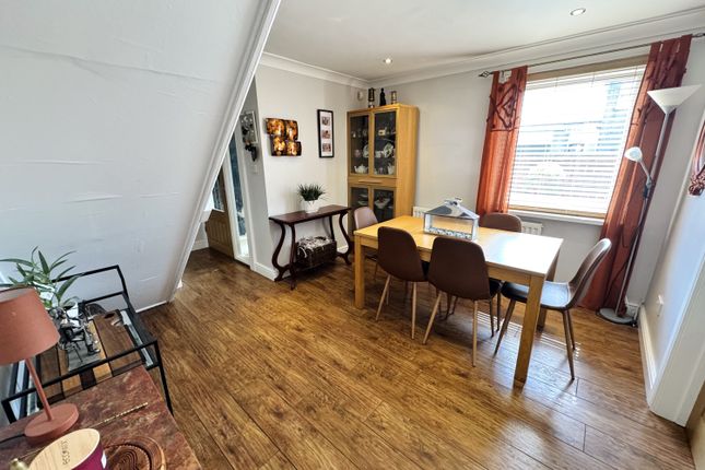 2, Skiddaw Close, Peterlee photo 4