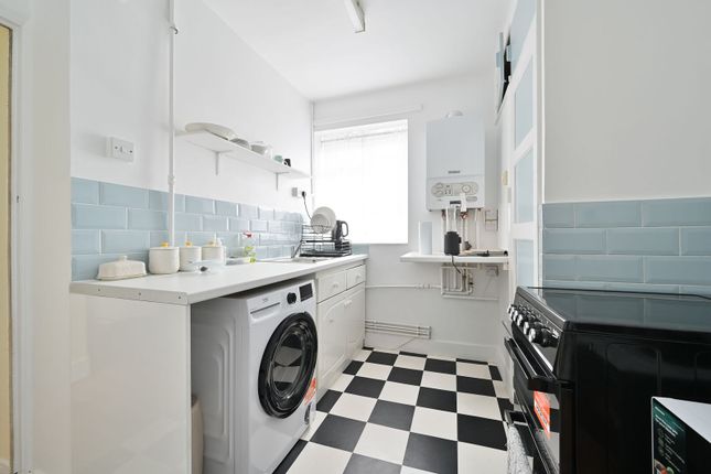 South Oxhey, Bushey photo 4