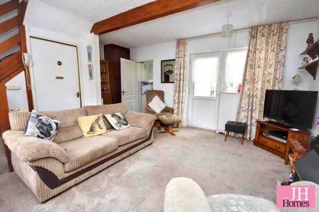12, Salthouse Gardens, Barrow-in-Furness photo 4