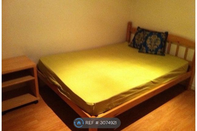 Flat, Busby House Aldrington Road, London photo 5