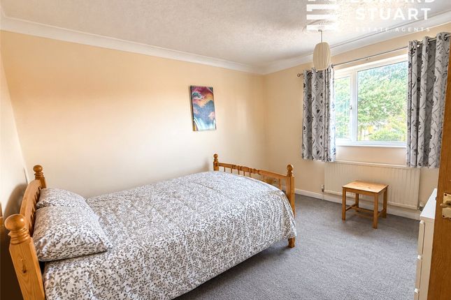 30, Figtree Walk, Cambridgeshire photo 4