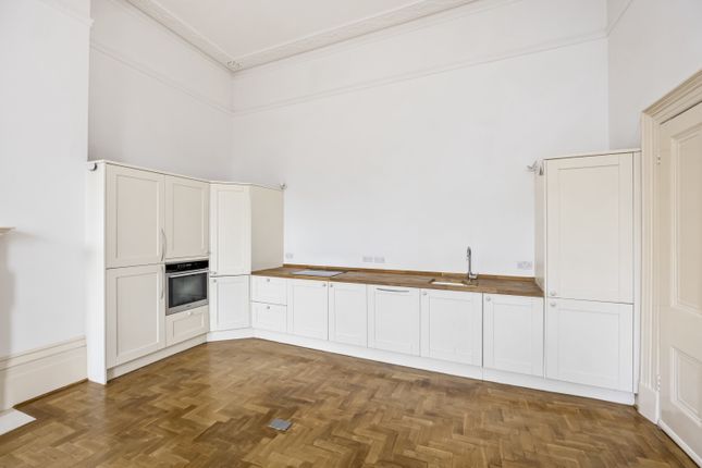 Flat 1, 12, Adelaide Crescent, Hove photo 5