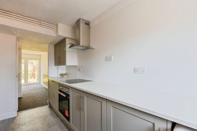 14, Mossdale Close, Coventry photo 4