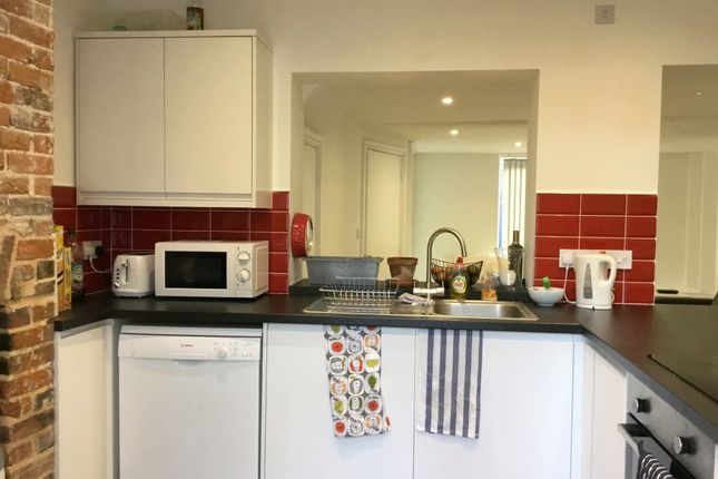Property to rent in Broad Street, Canterbury