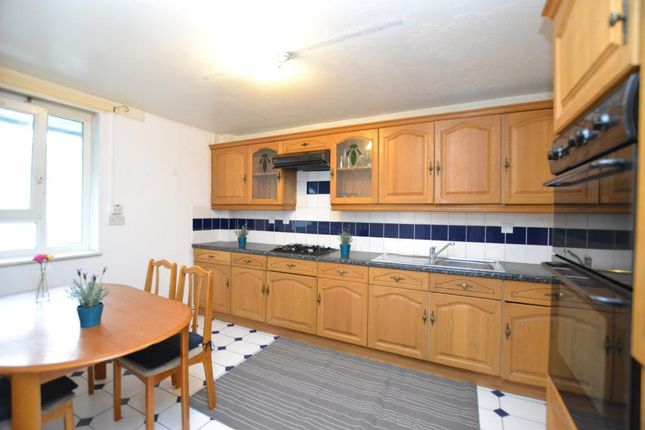 44, Lipton road, London photo 2