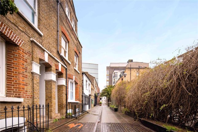 End terrace house for sale in Sylvester Path, Hackney, London
