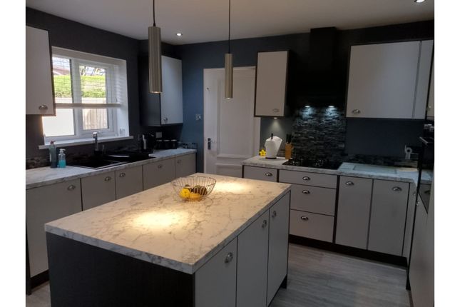 10, Kingswood Close, Boldon Colliery photo 4