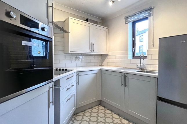 3 Vale Court, Knaresborough photo 2