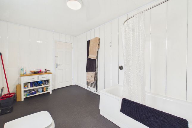 1 Ennerdale Road, Cleator Moor photo 4