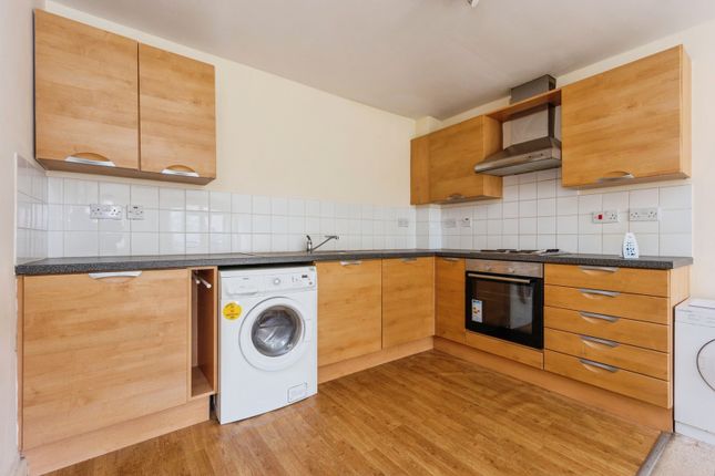 Apartment 8, 1, New William Close, Manchester photo 5