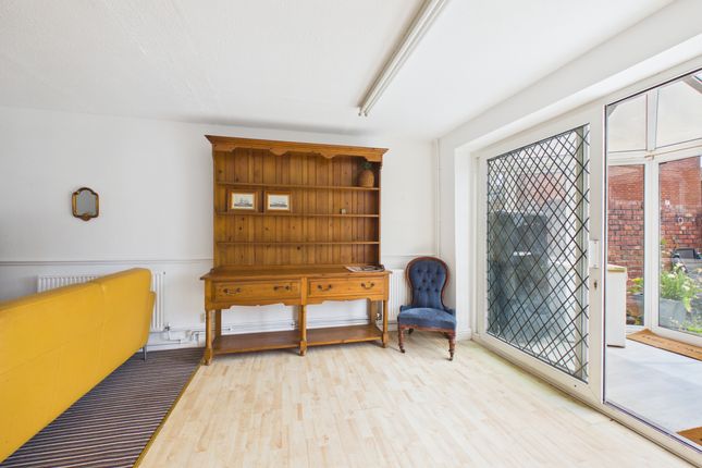 16 Bristow Court, Marlow photo 4