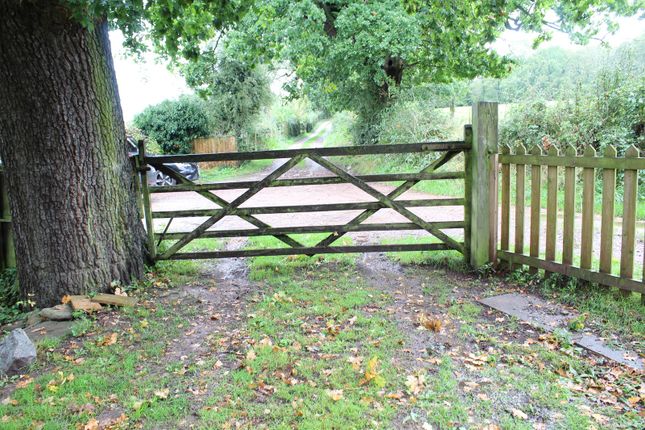 Cottage for sale in Watnall, Nottingham, Nottinghamshire.