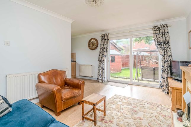 25 Bloomfield Grange, Preston photo 2