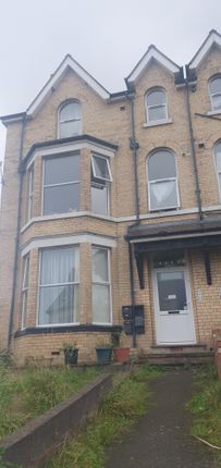 Thumbnail Flat to rent in Meirion Gardens, Colwyn Bay
