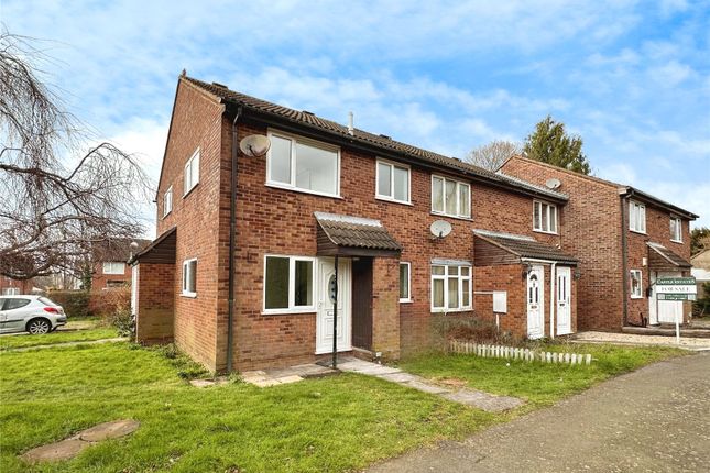 Detached house to rent in Willow Close, Burbage, Hinckley, Leicestershire LE10