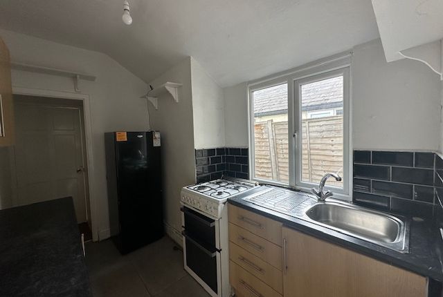 121, KIDDERMINSTER photo 5