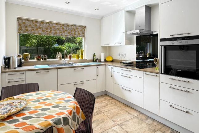 12, Spinney Drive, Great Shelford, Cambridge photo 3