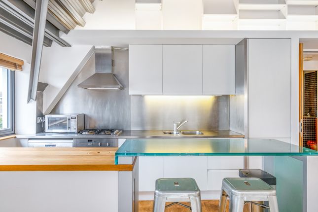 Flat for sale in Hatton Street, London