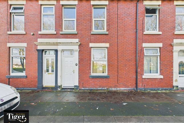 Cam03440G0-Pr0458-Still016