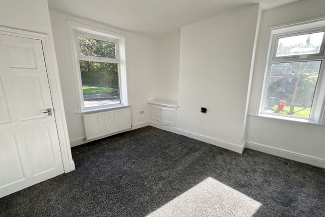 End terrace house to rent in Whitebull Street, Burnley, Lancashire