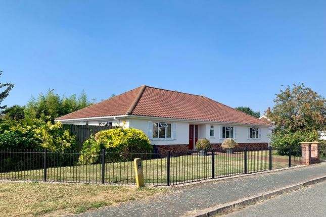 Thumbnail Bungalow to rent in Clements Way, Beck Row, Bury St. Edmunds