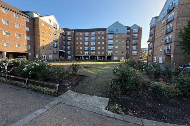 Argent Street, Grays photo 3