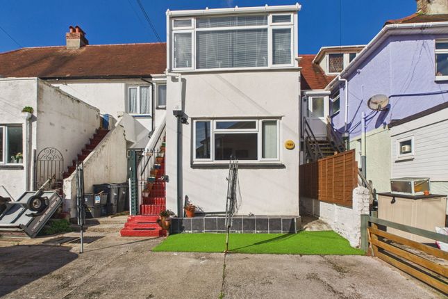 2-bed flat on Torquay Road, Paignton, £170,000