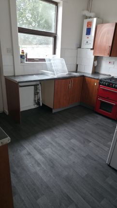 88 Whiteacre Road, Ashton-under-Lyne photo 5