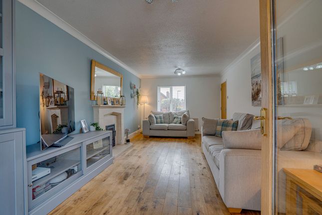 12 Burley Down, Eastleigh photo 4