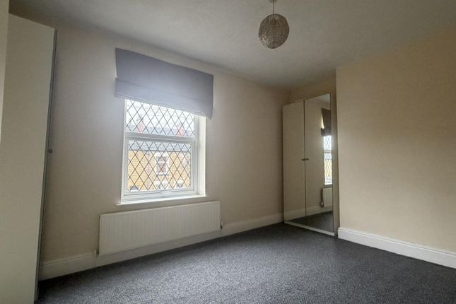 18, Common Lane, East Ardsley photo 4