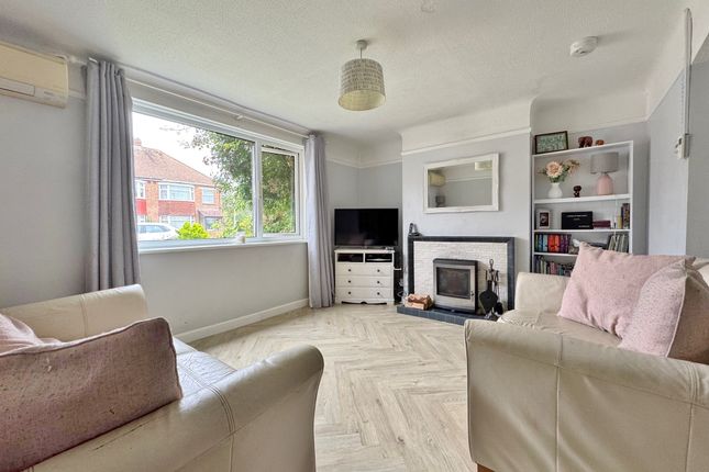 54, Westways, Havant photo 2