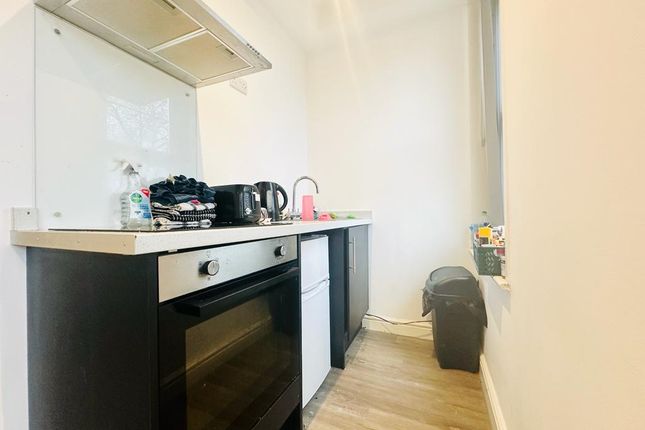 Flat to rent in Derby Road, Nottingham